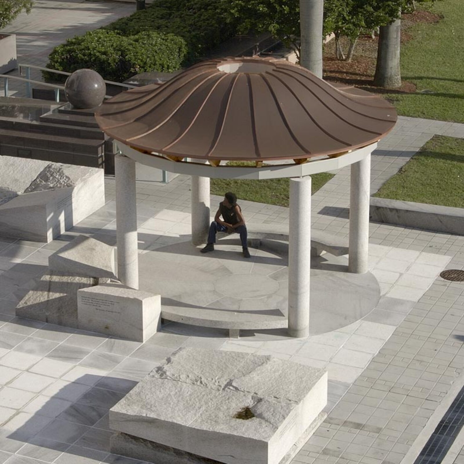Michael_Singer_West_Palm_Beach_Courthouse_thumb