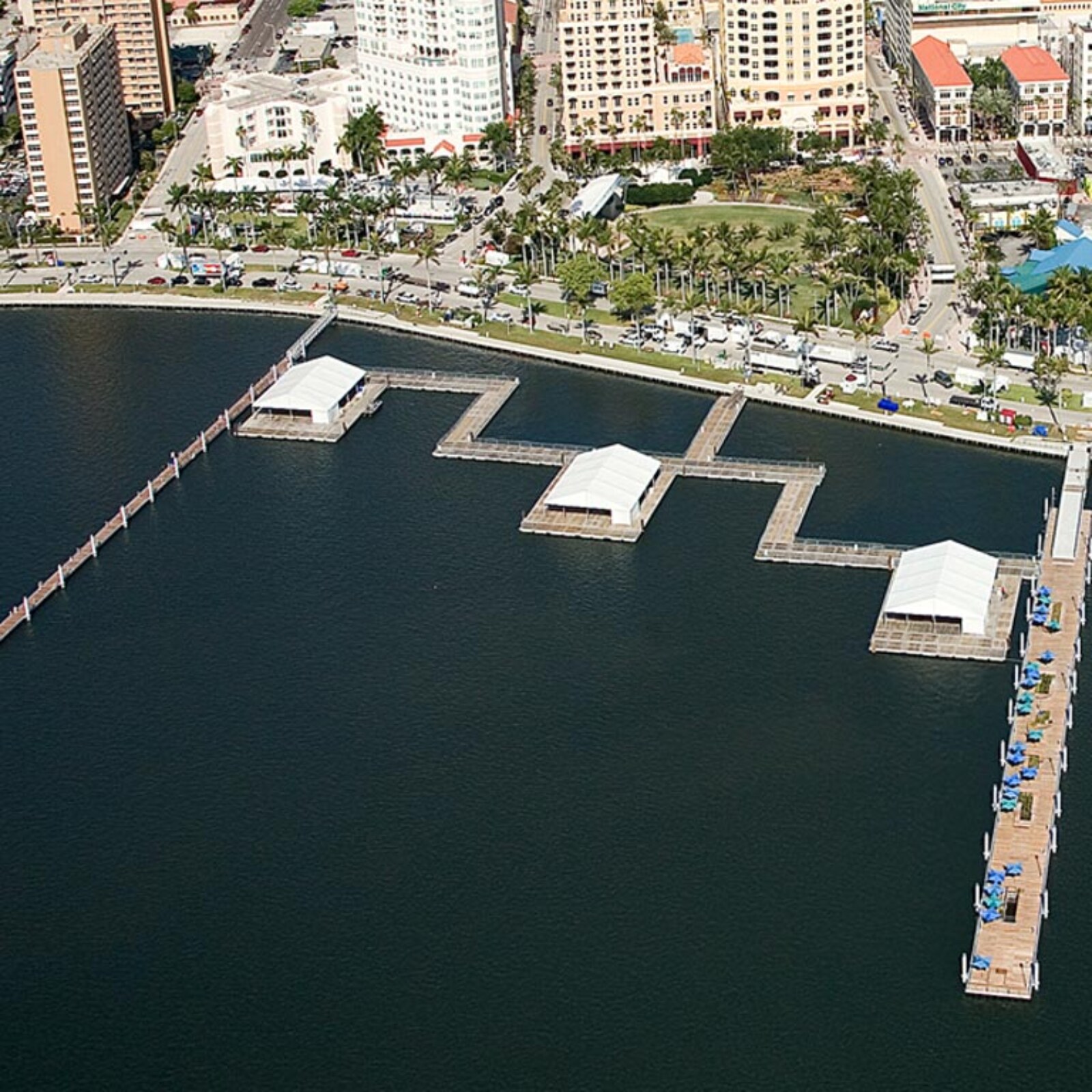 Michael_Singer_West_Palm_Living_Dock_thumb4