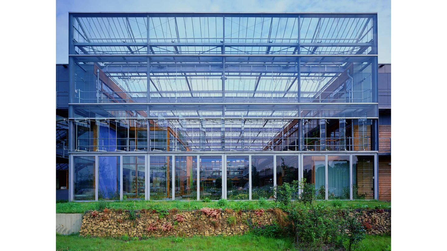 Singer_Studio_Alterra_Atria_Gardens_exterior_Desktop_Web
