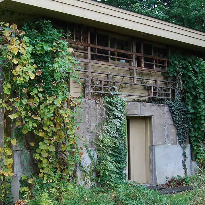 Singer_Studio_Huber_House_10MOB