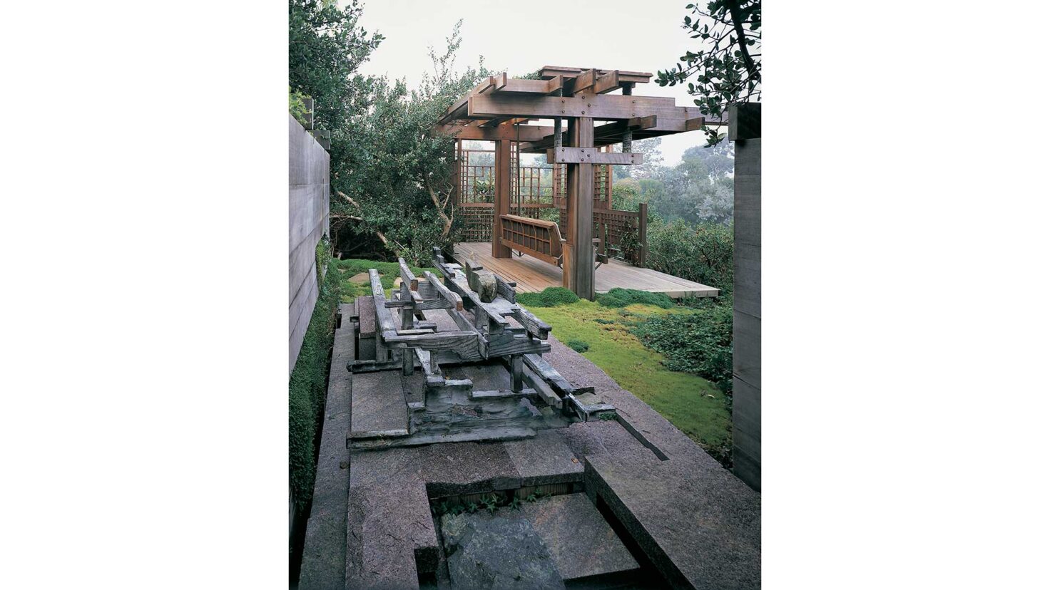 Singer_Studio_LaJolla_Garden-and-Shelter_LaJolla_Desktop_Web