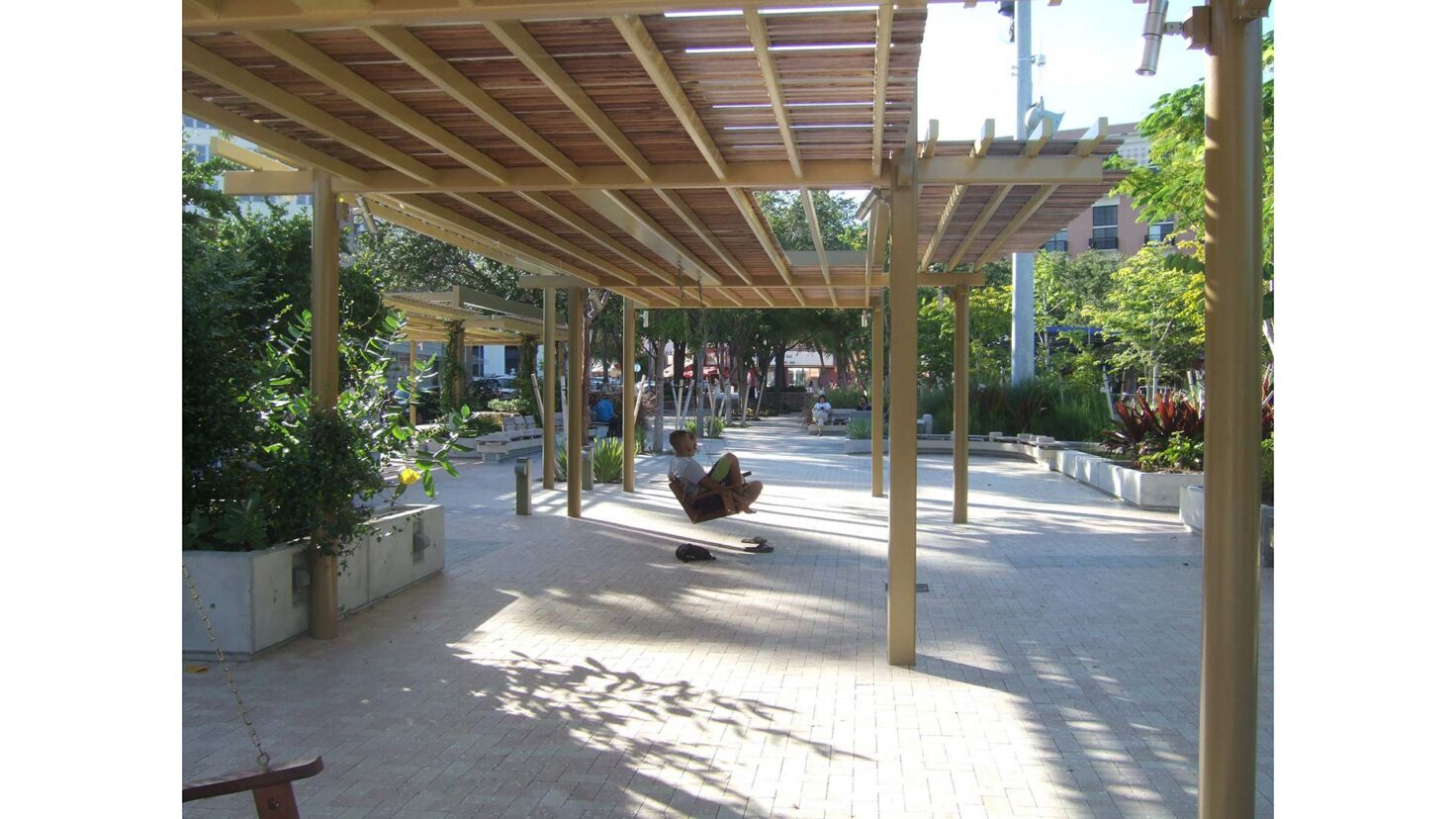 Singer_Studio_Waterfront_Pavilion_07DSK