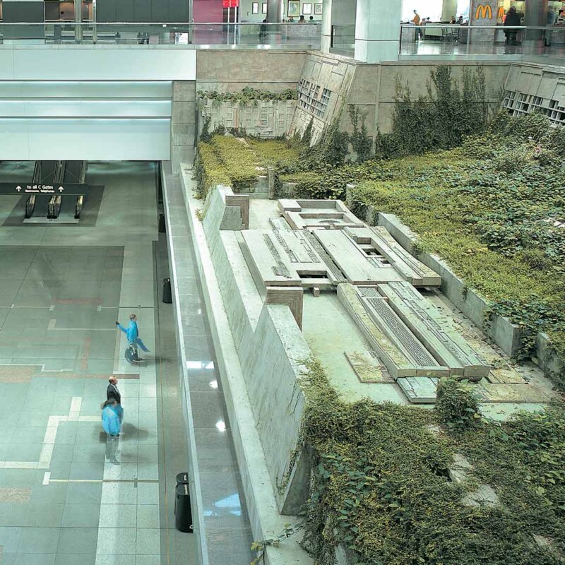 Singer_Studio_Denver_Airport_Atrium_Garden_Home