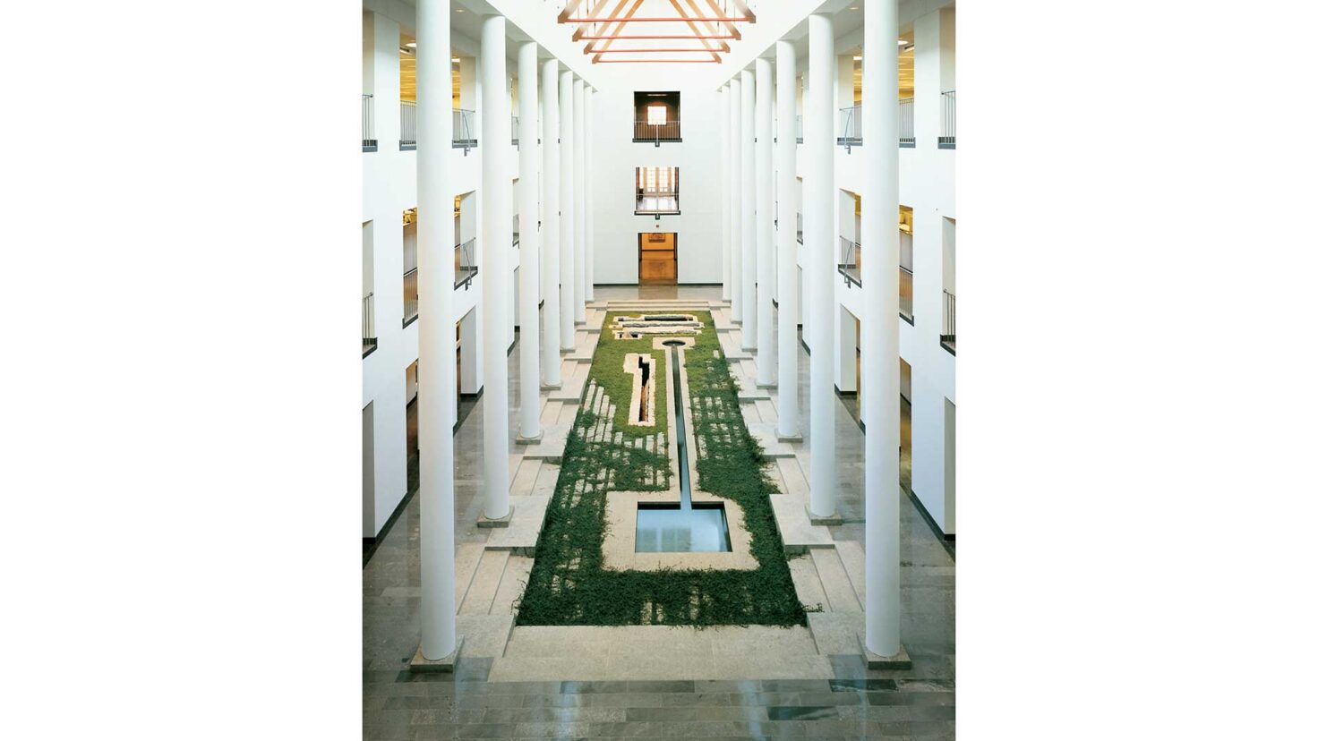 Singer_Studio_Becton_Courtyard_med_Desktop_Web-1